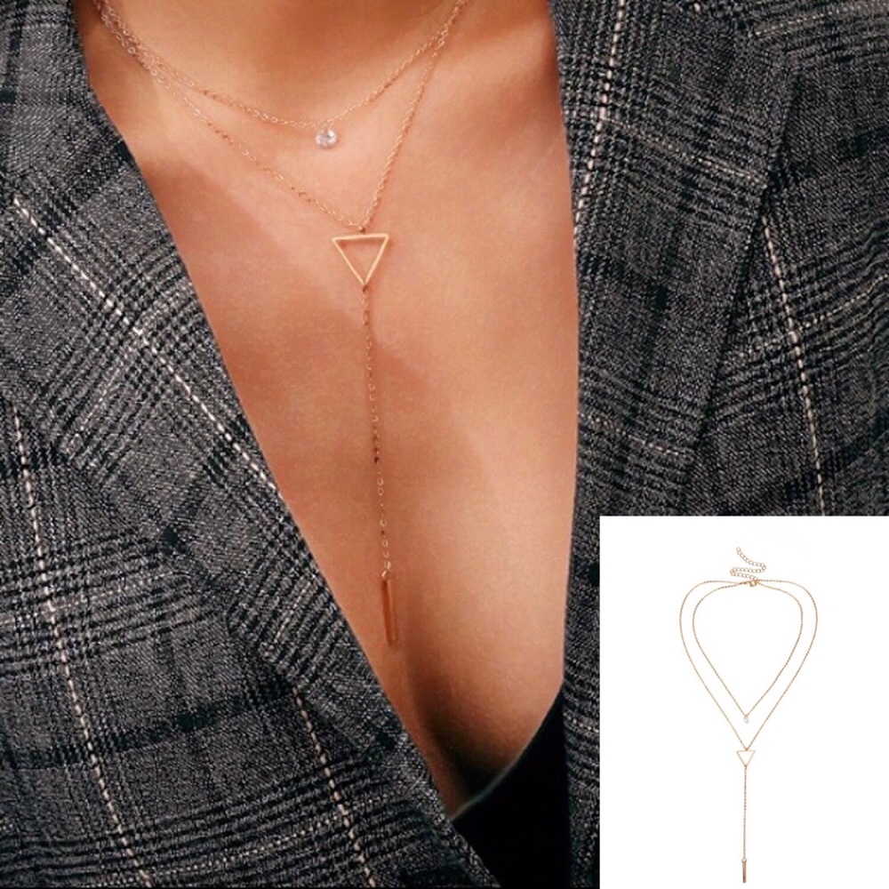 3 for $25⚡️triangle crystal bar necklace